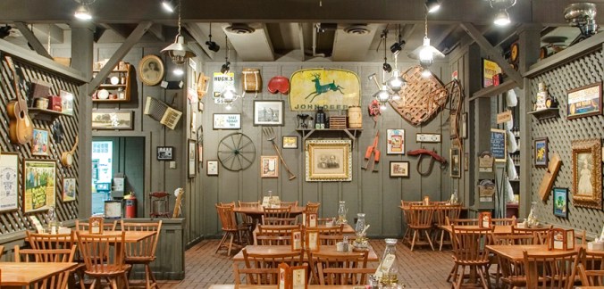 rest_crackerbarrel_interior3.jpg